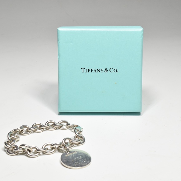 Vintage Tiffany & Co.Round Tag Charm Sterling Silver 925 Bracelet - Picture 5 of 5